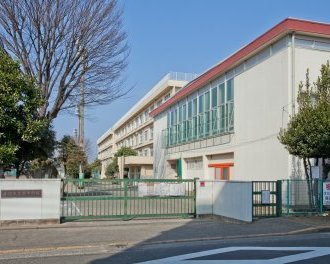 東中学校