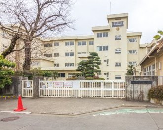 大島小学校