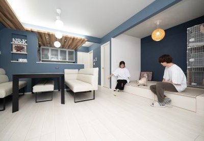 夫婦と猫が心地よく暮らす。ライフスタイルに寄り添った“自分たちらしい”住まい